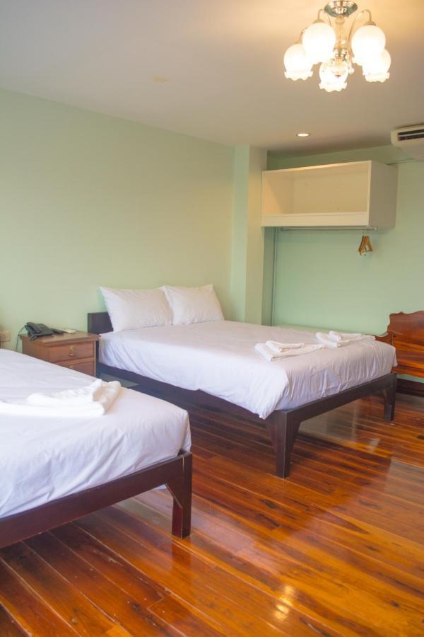 Menam Resort Nakhonpathom Kültér fotó
