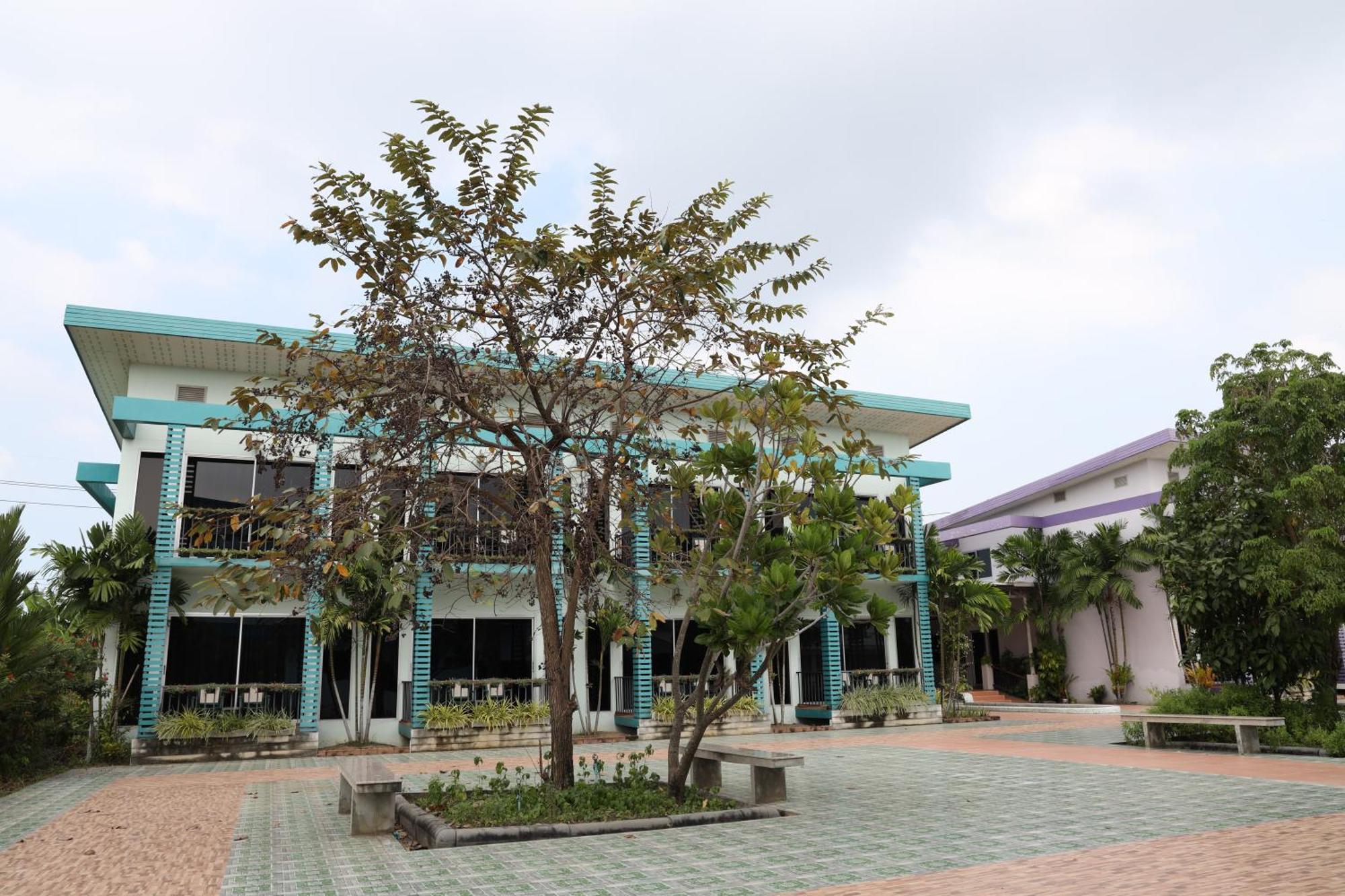 Menam Resort Nakhonpathom Kültér fotó