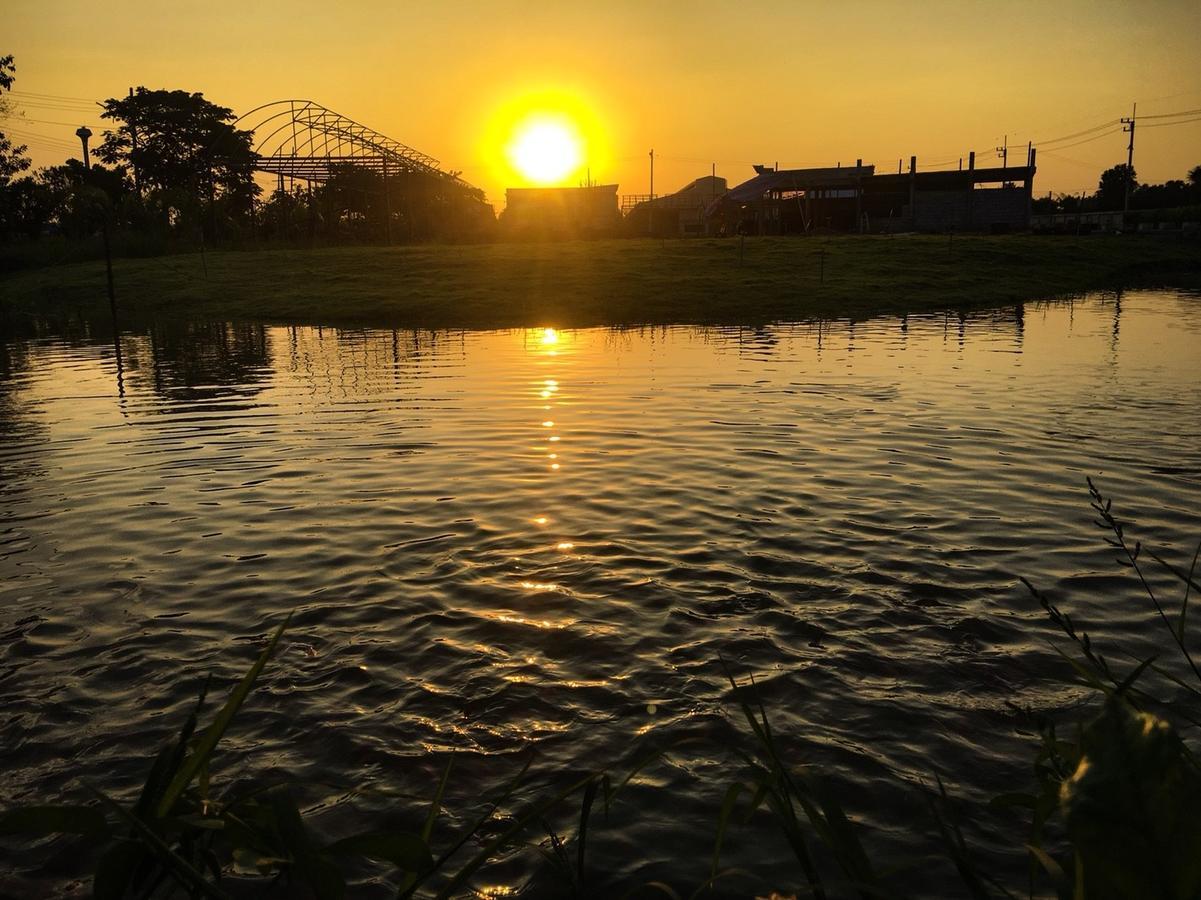 Menam Resort Nakhonpathom Kültér fotó