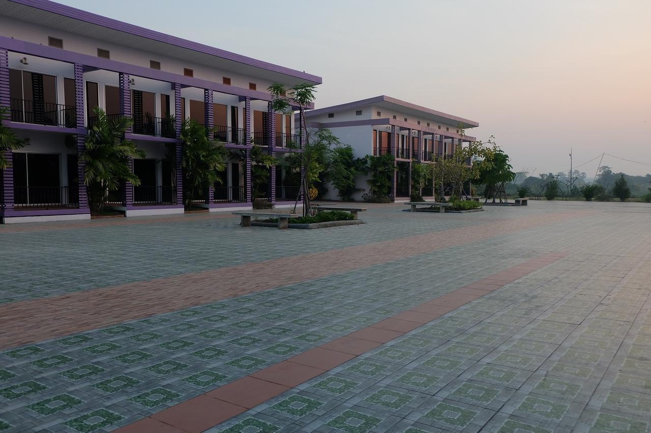 Menam Resort Nakhonpathom Kültér fotó