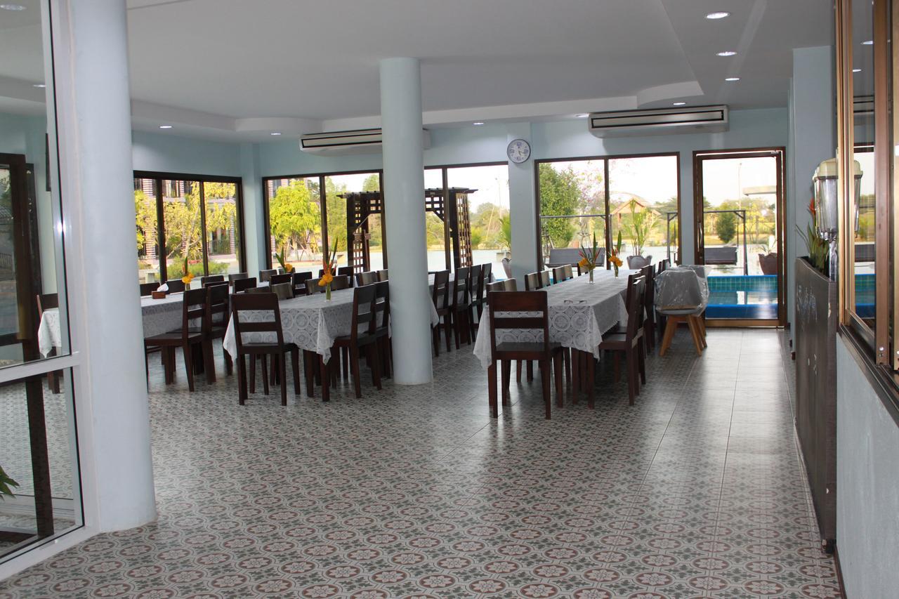 Menam Resort Nakhonpathom Kültér fotó