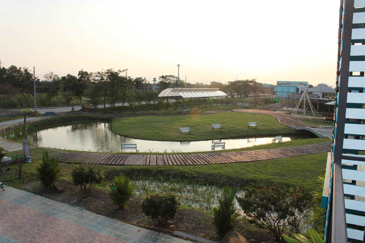 Menam Resort Nakhonpathom Kültér fotó